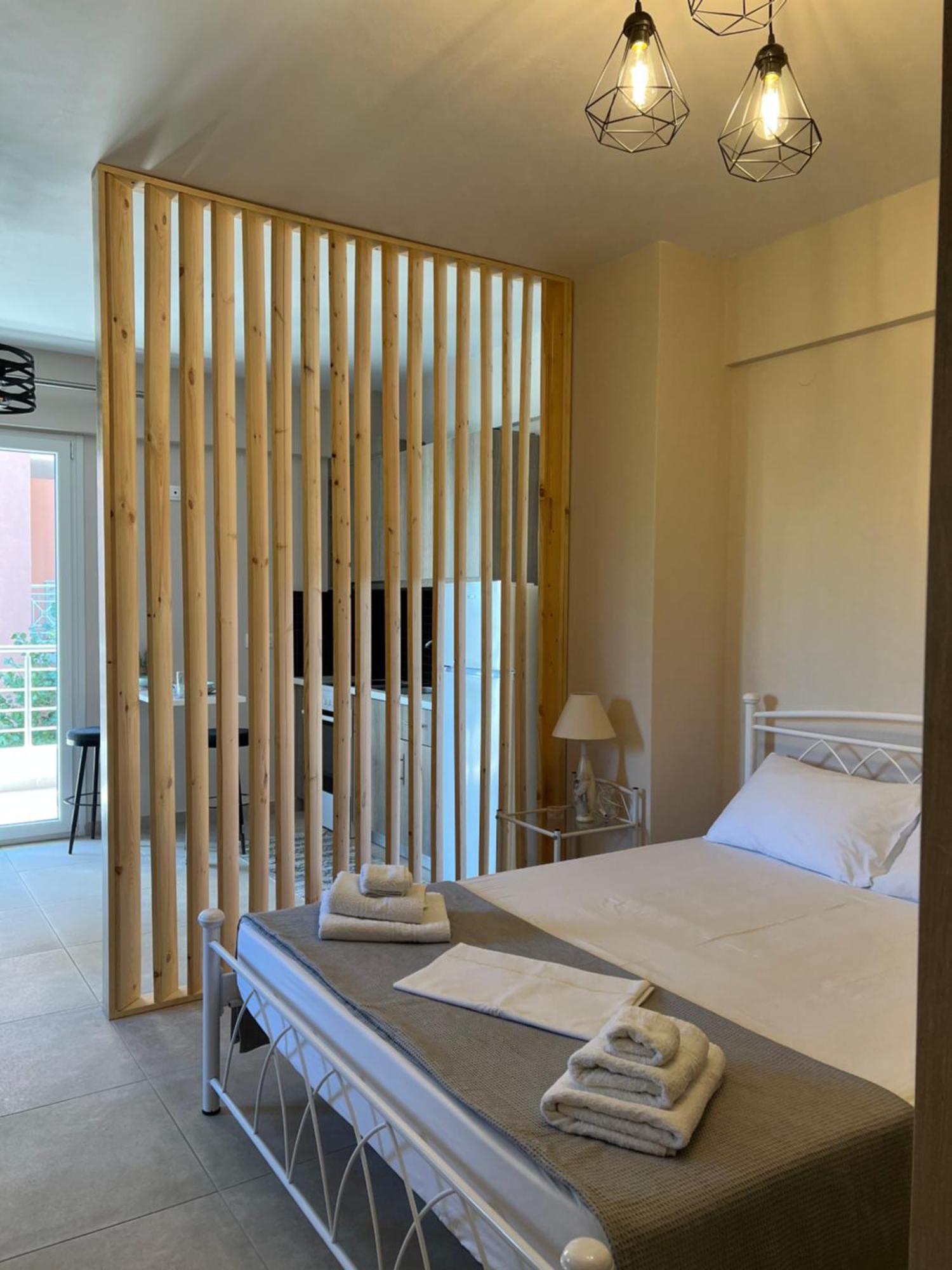 Phil'S Apartments Lefkada City Екстер'єр фото