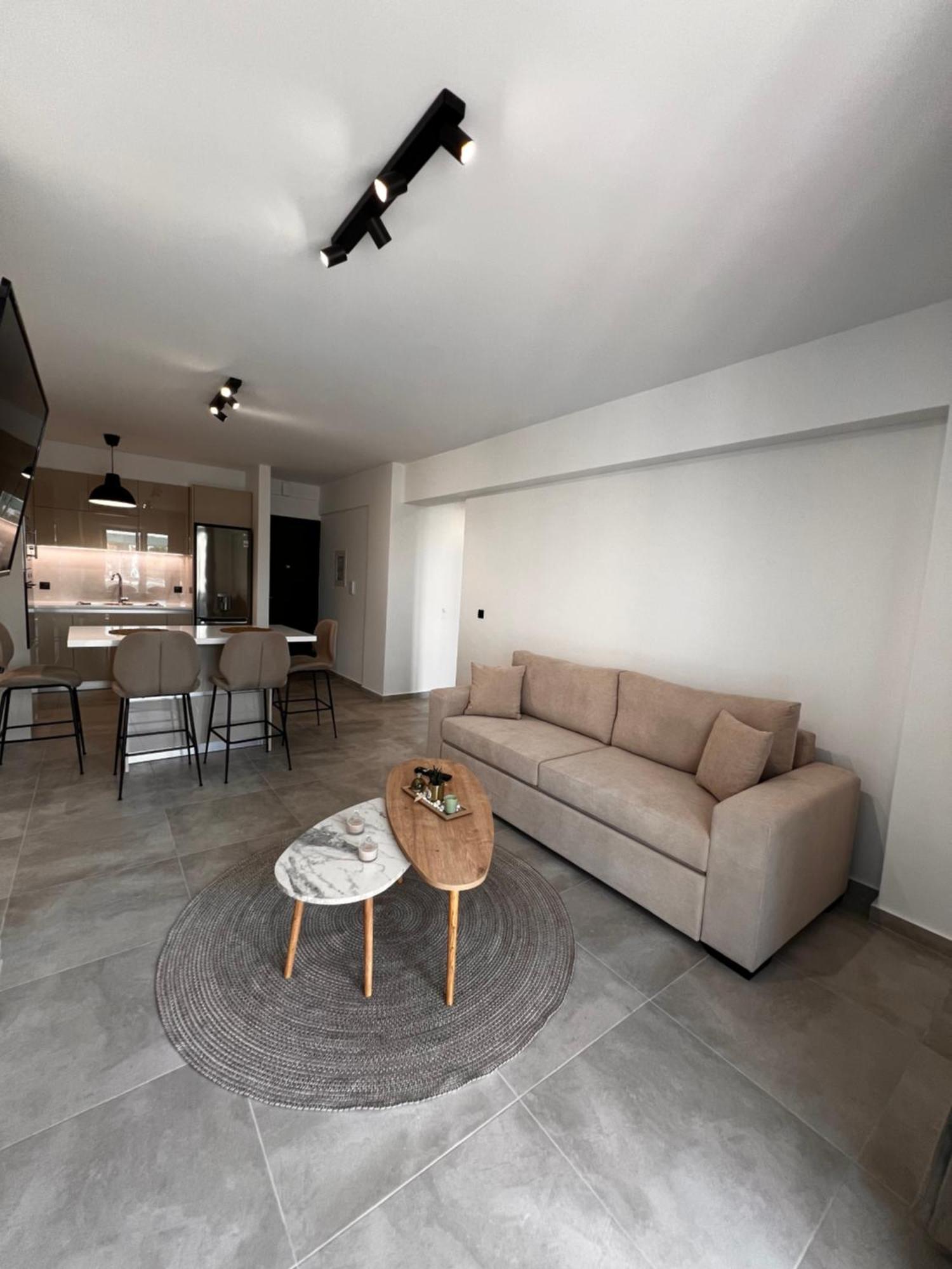 Phil'S Apartments Lefkada City Екстер'єр фото
